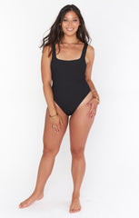 The Scrunch One Piece ~ Black Scrunch