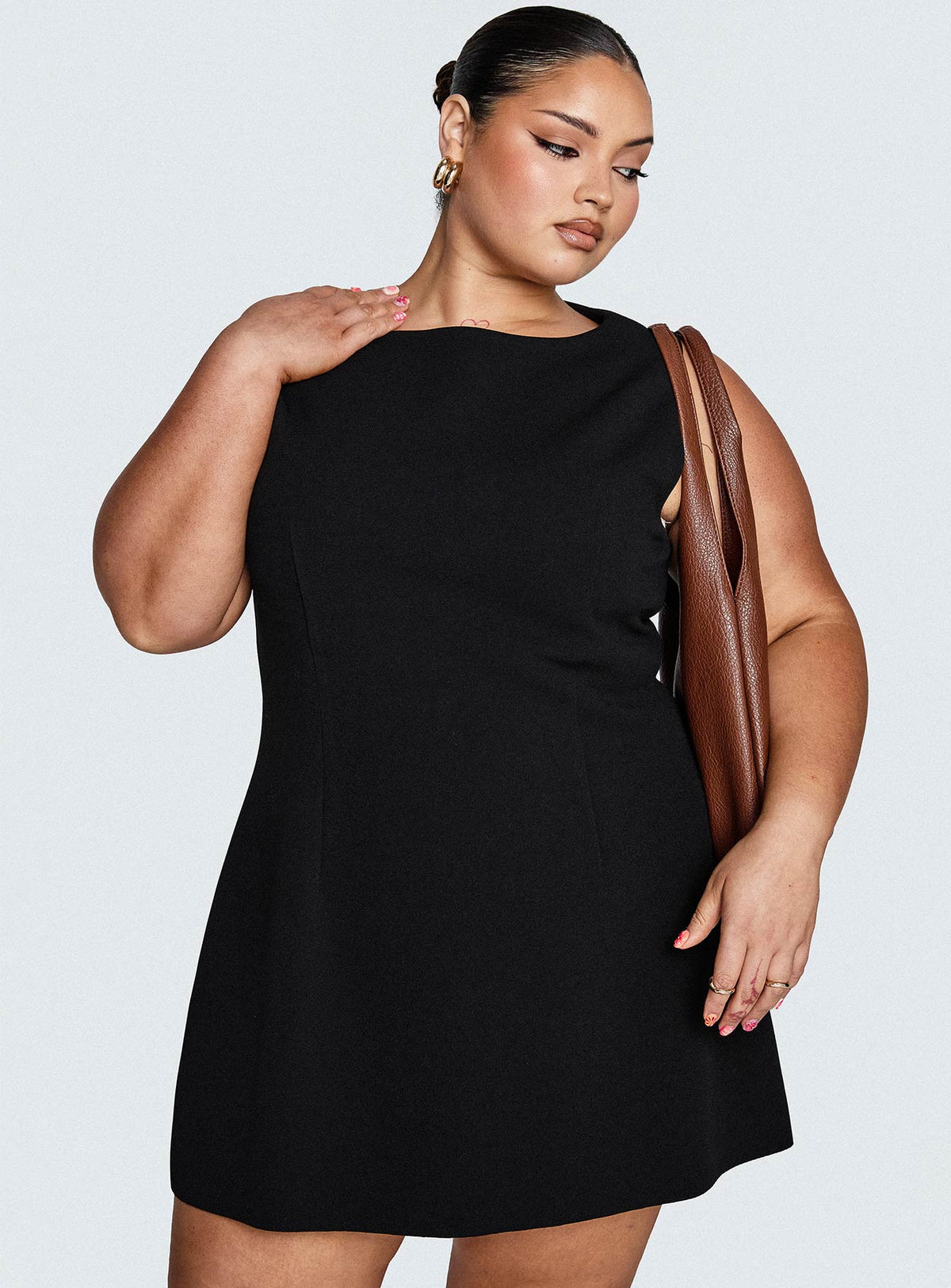 Anse Mini Dress Black Curve