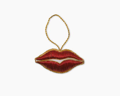 Kiss Ornament