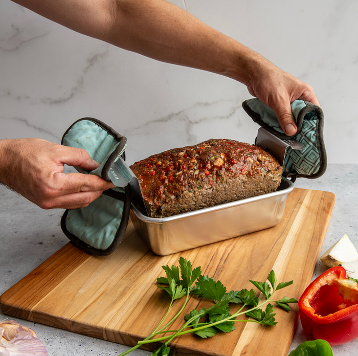 Nordic Ware | Meatloaf Pan with Lifting Trivet
