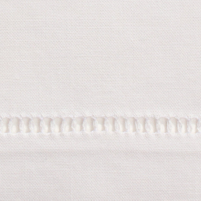 A close up of the hemstitch